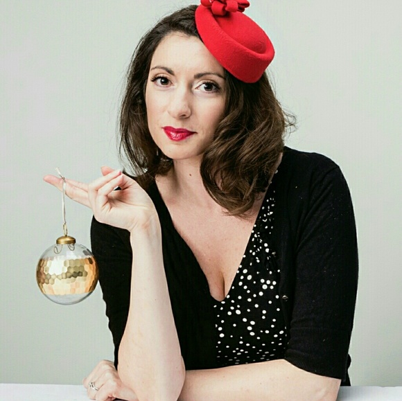 Meet your Posh Ambassador, Amanda - Picture 3 of 3